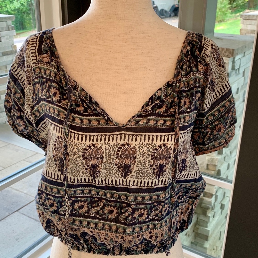 Urban Outfitters Vintage Urban Renewal Crop Top!